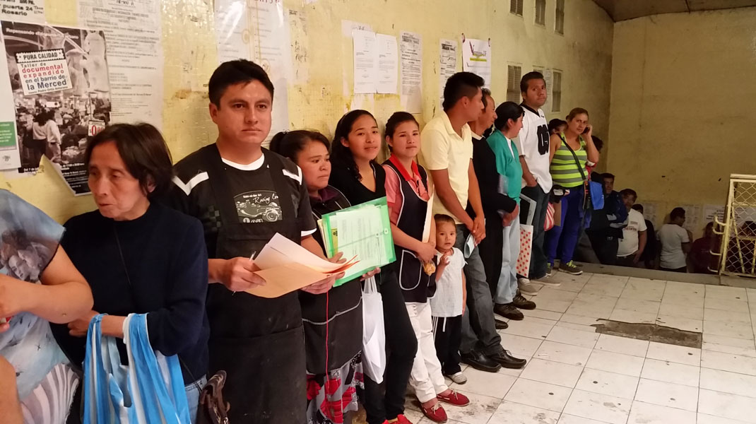 Recepción de solicitudes del Seguro de Desempleo en el mercado Merced